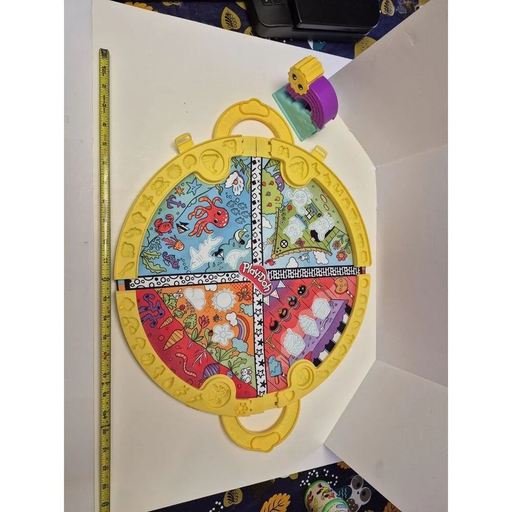 Play-Doh Fold & Go Playmat used Preschool Toy Travel Carry